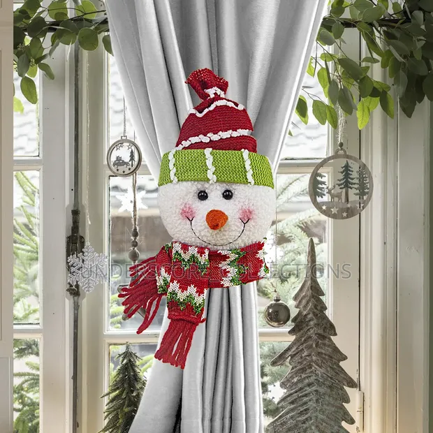 Christmas Curtain Buckle - Santa & Snowman - 1