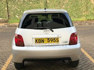 Toyota IST 2005 Pearl