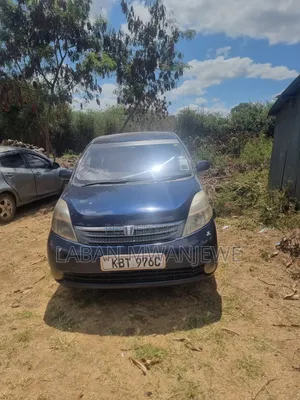 Toyota ISIS 2.0 G 4WD 2007 Minivan