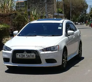 Mitsubishi Galant Fortis 2015 Nyeupe