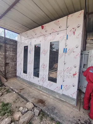 Professional Automotive Spray Booth - Modern Design