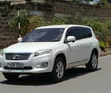 Toyota Vanguard 2010 Nyeupe - 2