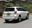 Toyota Vanguard 2010 Nyeupe - 4