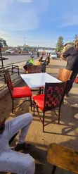 Viti na Meza ya Mkahawa - 1