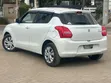Suzuki Swift 2018 Nyeupe - 2