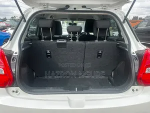 Suzuki Swift 2018 Nyeupe
