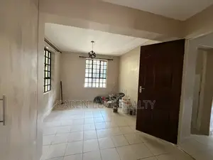 Nyumba ya Vyumba 4 vya Kulala Mjengo Mkubwa Mjini Karen - Inapangishwa