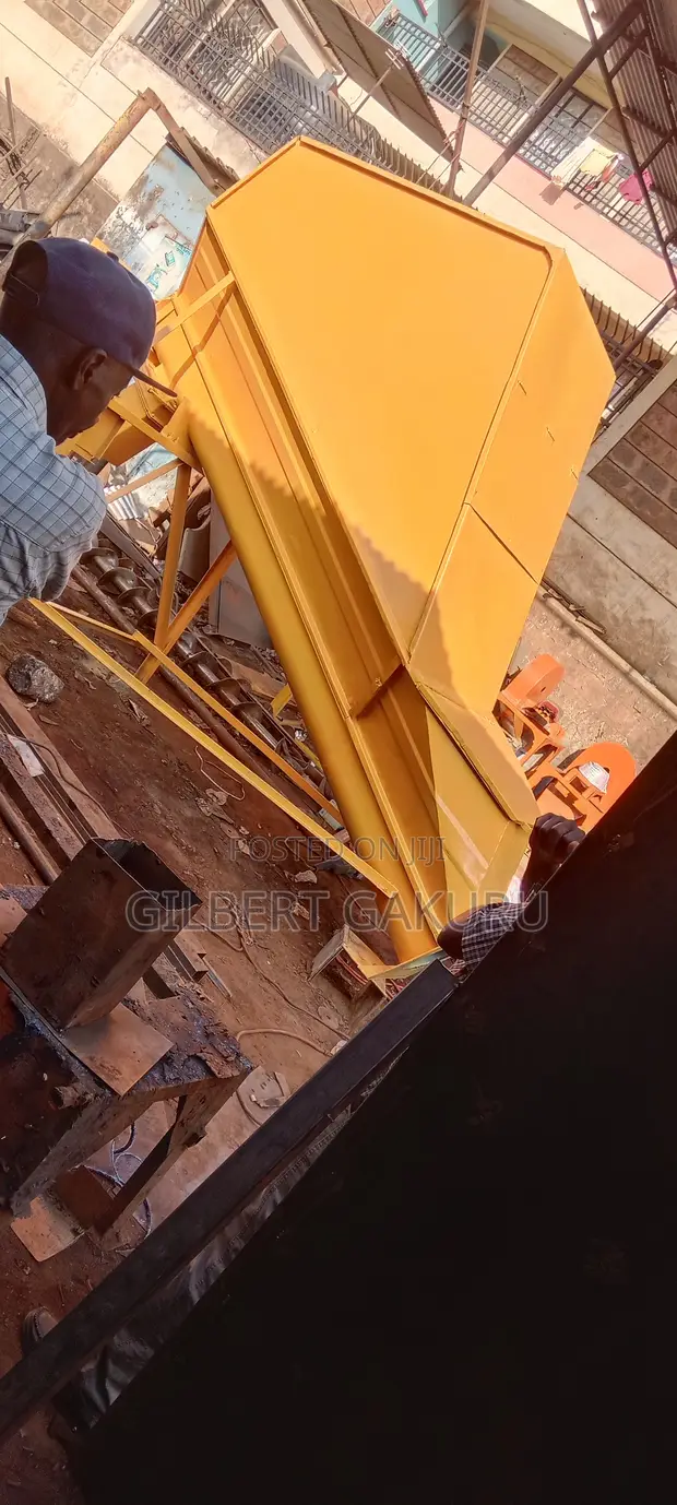 Kikombe Kipya cha Kulishia Mifugo - Uwezo wa 2000kg/saa - 1