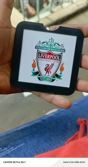 Liverpool Club Models Kianda cha Kuweka Ndani ya Gari kwa Dirisha