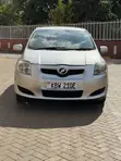 Toyota Auris 2007 Nyeupe - 4