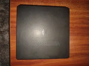 PS4 Slim 500GB Console