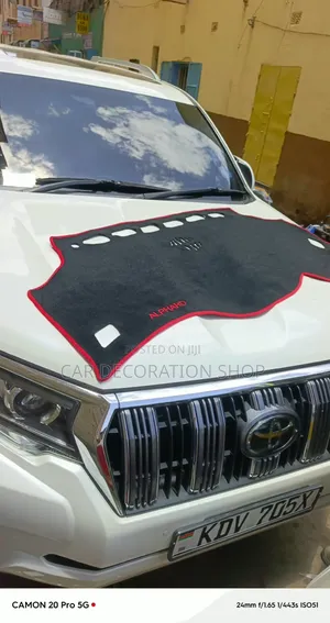 Alphard Nyeusi Jalada la Dashibodi ya Gari na Ukingo Mwekundu