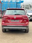 Volkswagen Tiguan 2.0T S AWD 4MOTION 2019 Red - 3