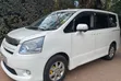 Toyota Noah 2009 White - 5