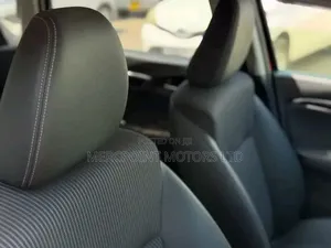 Honda Fit 2019 Nyekundu