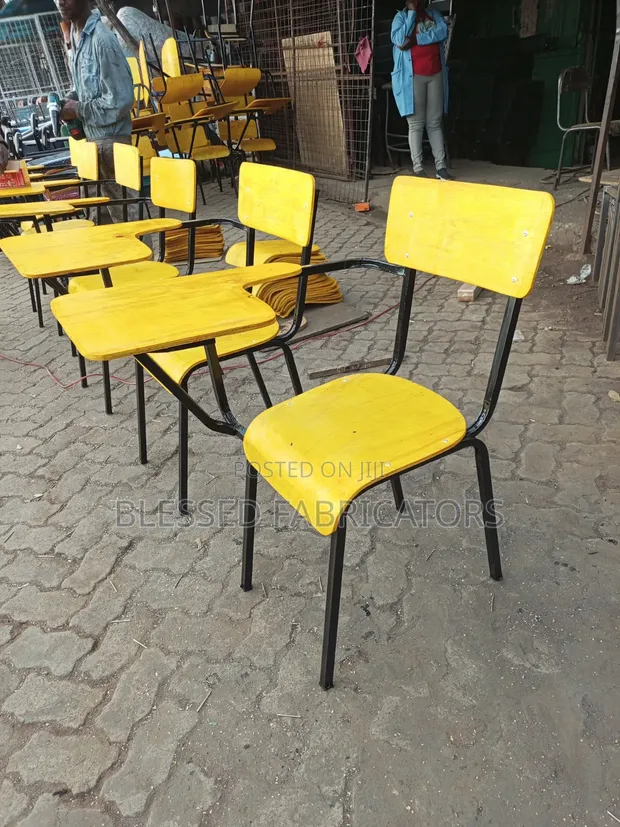 Brand New College Lecture Chair - 1