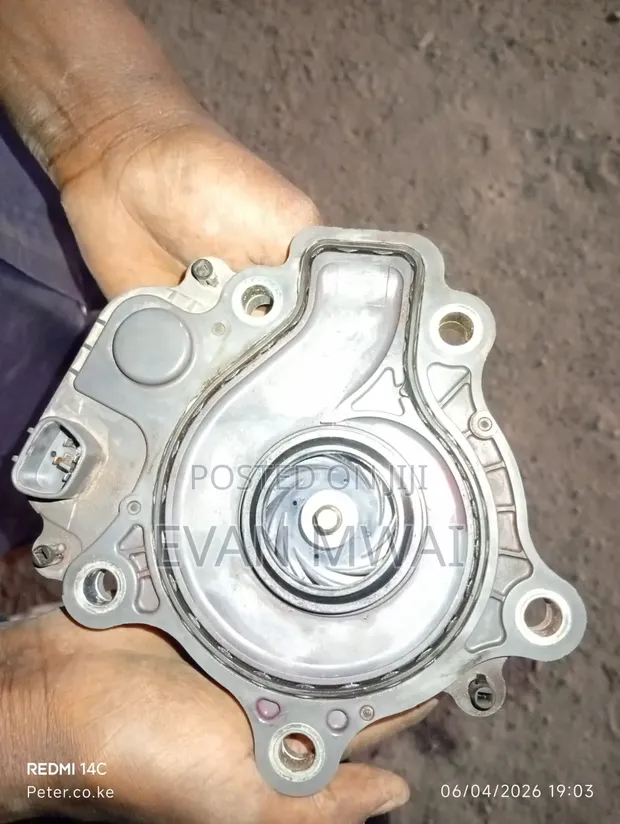 Toyota Prius Hybrid Water Pump - 1