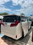 Toyota Alphard 2.5 Hybrid AWD 2019 Pearl - 2