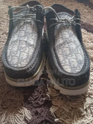 Viatu vya Clark's Dior vya wanaume - Saizi 8.5