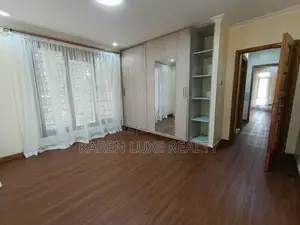 Bungalow ya Vyumba 3 vya Kulala Inapangishwa Karen