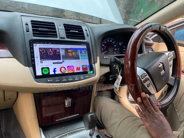 Toyota Crown S200 Series Android Head Unit (2008-2012) - 1