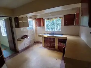 Nyumba ya Vyumba 5 vya Kulala Kerarapon - Inapangishwa