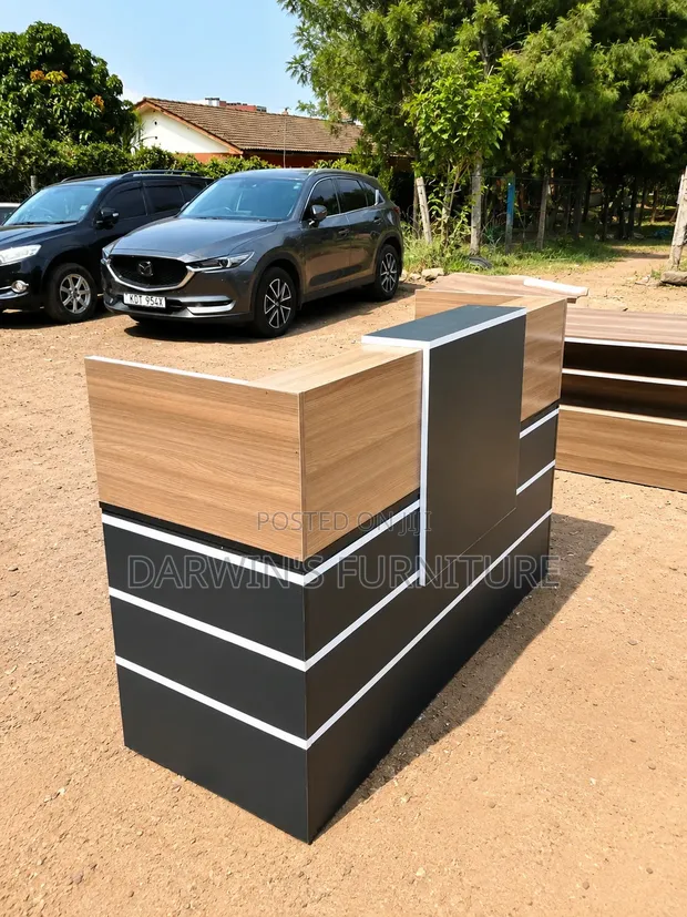 Boss Office Products Reception Table - 1