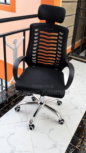 Boss Office Products Headrest Chair - Brand New