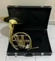 Yamaha Professional Bb French Horn - Concert & School Band - 1