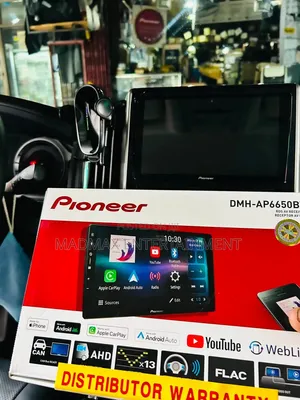 Toyota Landcruiser LC300 Infotainment Upgrade: Pioneer DMH-AP6650BT
