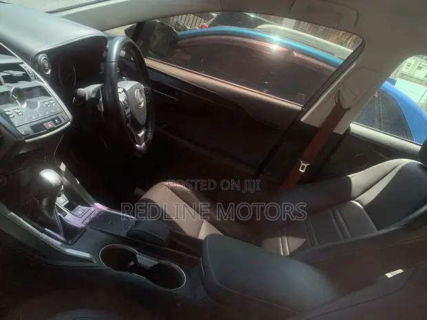 Lexus NX 300 FWD 2019 Black - 1