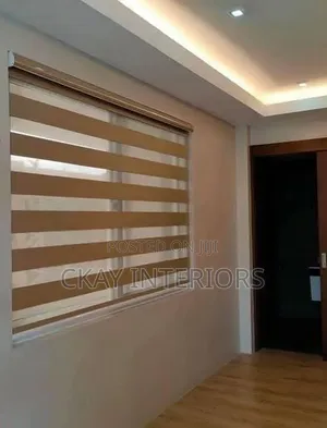 Blinds za Mlalo kwa Mambo ya Ndani ya Kisasa na ya Kawaida