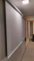 Roller Blinds za Vitendo kwa Ofisi - 1