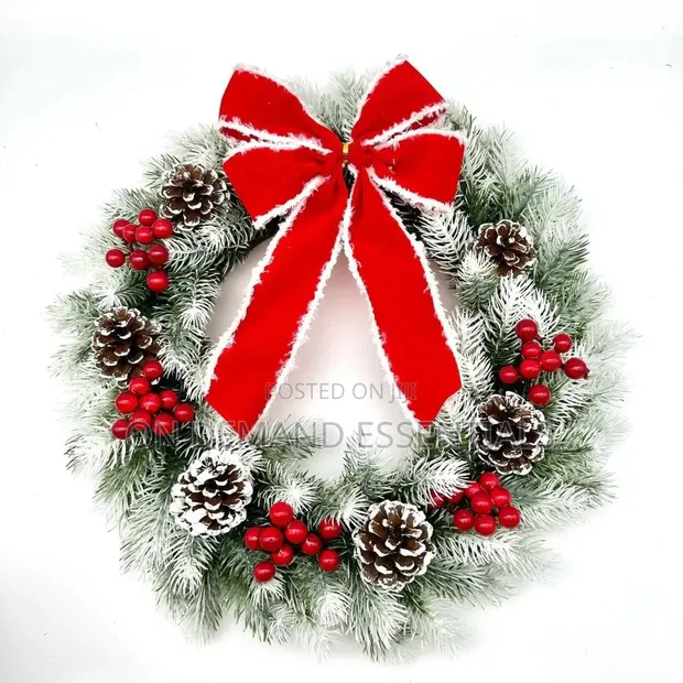 35cm Pre-Lit Christmas Wreath Decoration - 1