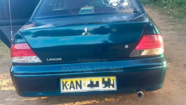 Mitsubishi Lancer 1996 Green - 1