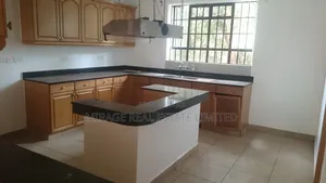 4 Bedroom Apartment with DSQ in Lavington for Rent