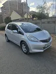 Honda Fit 2013 Silver - 3