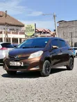 Toyota Vitz 2012 Kahawia - 3