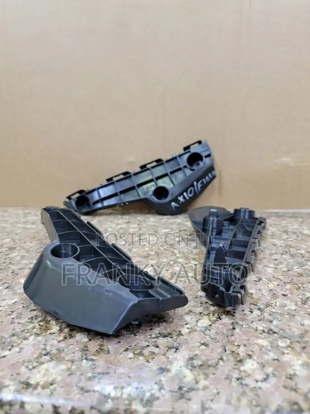 Bumper Side Bracket - Toyota Axio/Fielder (E161) - 1