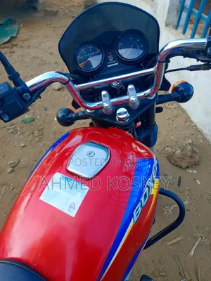Bajaj Boxer HD 125cc 2025 Nyeusi