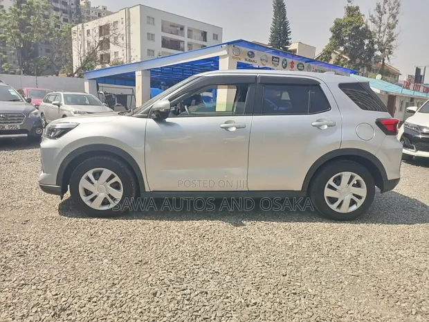Toyota Raize 2019 Silver - 1