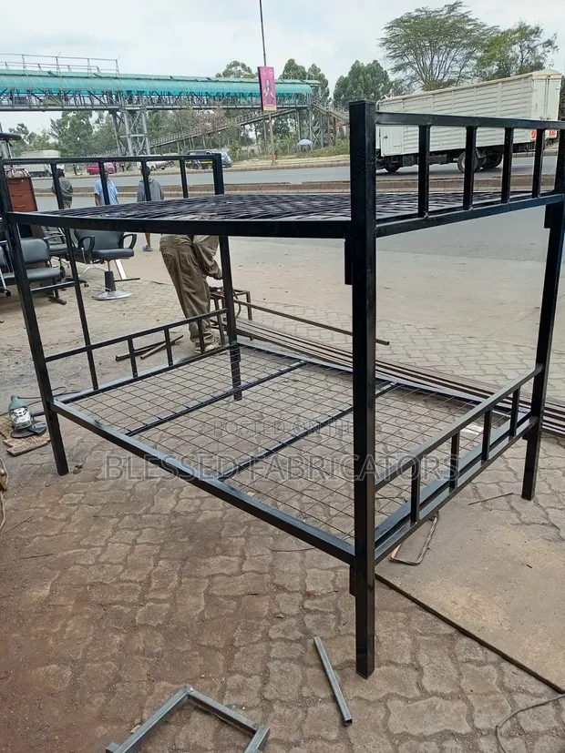 School Bed - Strong and Smart - 1