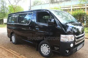Toyota HiAce GL 2011