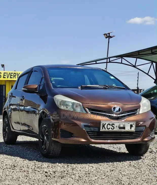 Toyota Vitz 2012 Brown - 1