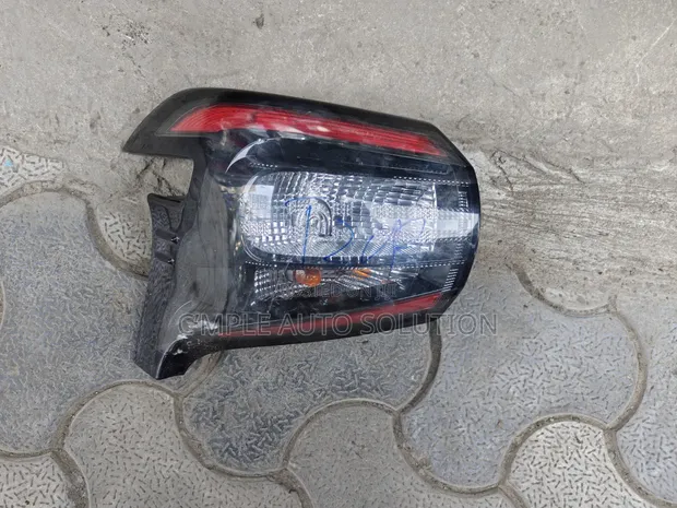 Toyota Sienta 2018 Tail Light (Red) - 1