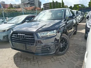 Audi Q7 2019 Black - Unregistered