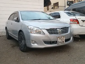 Toyota Premio 2013 Nyeupe