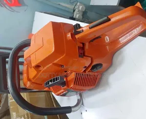 Husqvarna 272XP Professional Chainsaw Iliyothibitishwa