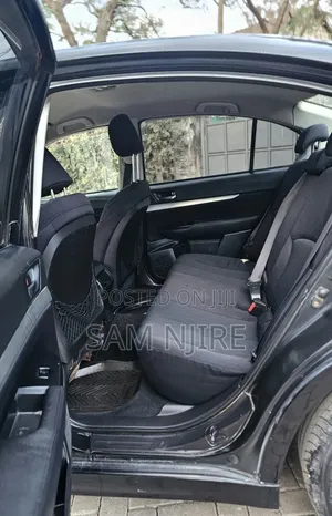 Subaru Legacy 2.5i 2010 Black