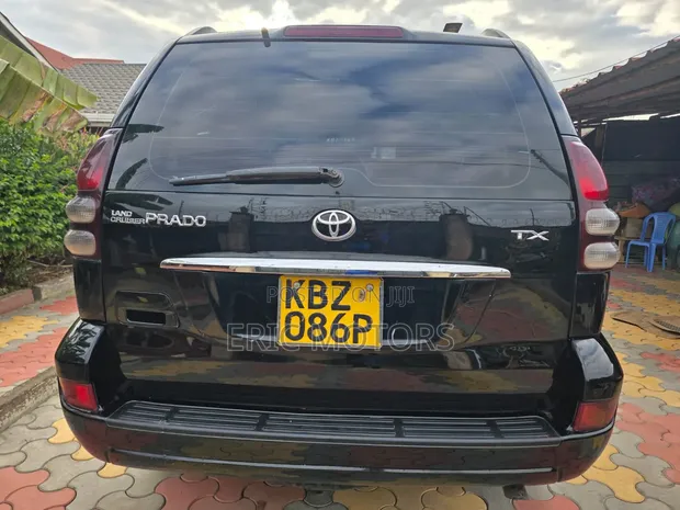 Toyota Land Cruiser Prado 2007 Black - 1